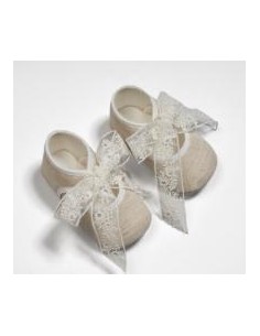 ZAPATO TEJODO CON ENCAJE